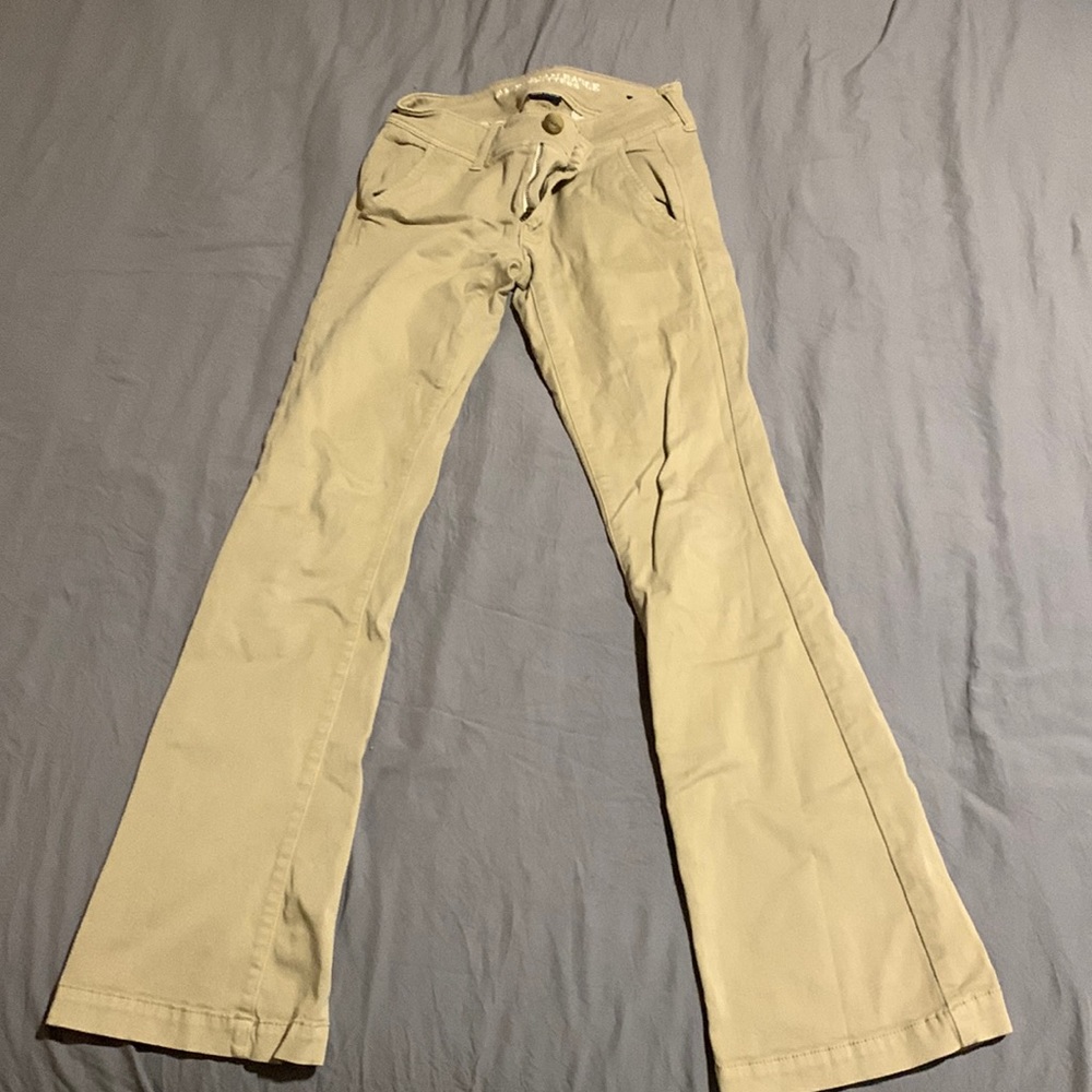 American Eagle Outfitters Beige Super stretch boot cut jeans size 4